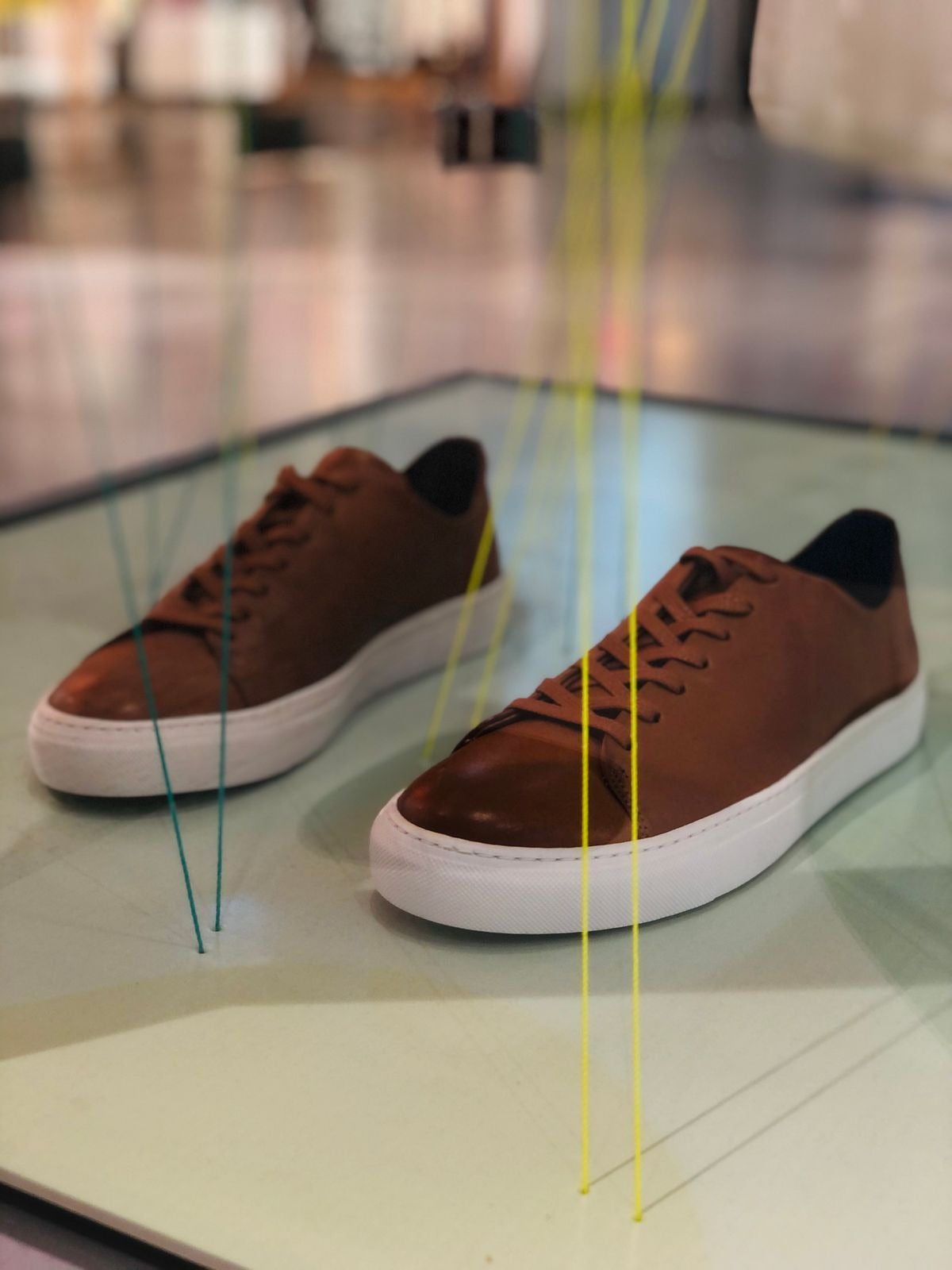 Sneaker generique cognac en cuir